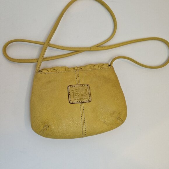 Fossil Genuine Leather Small Yellow Purse - Picture 3 of 4